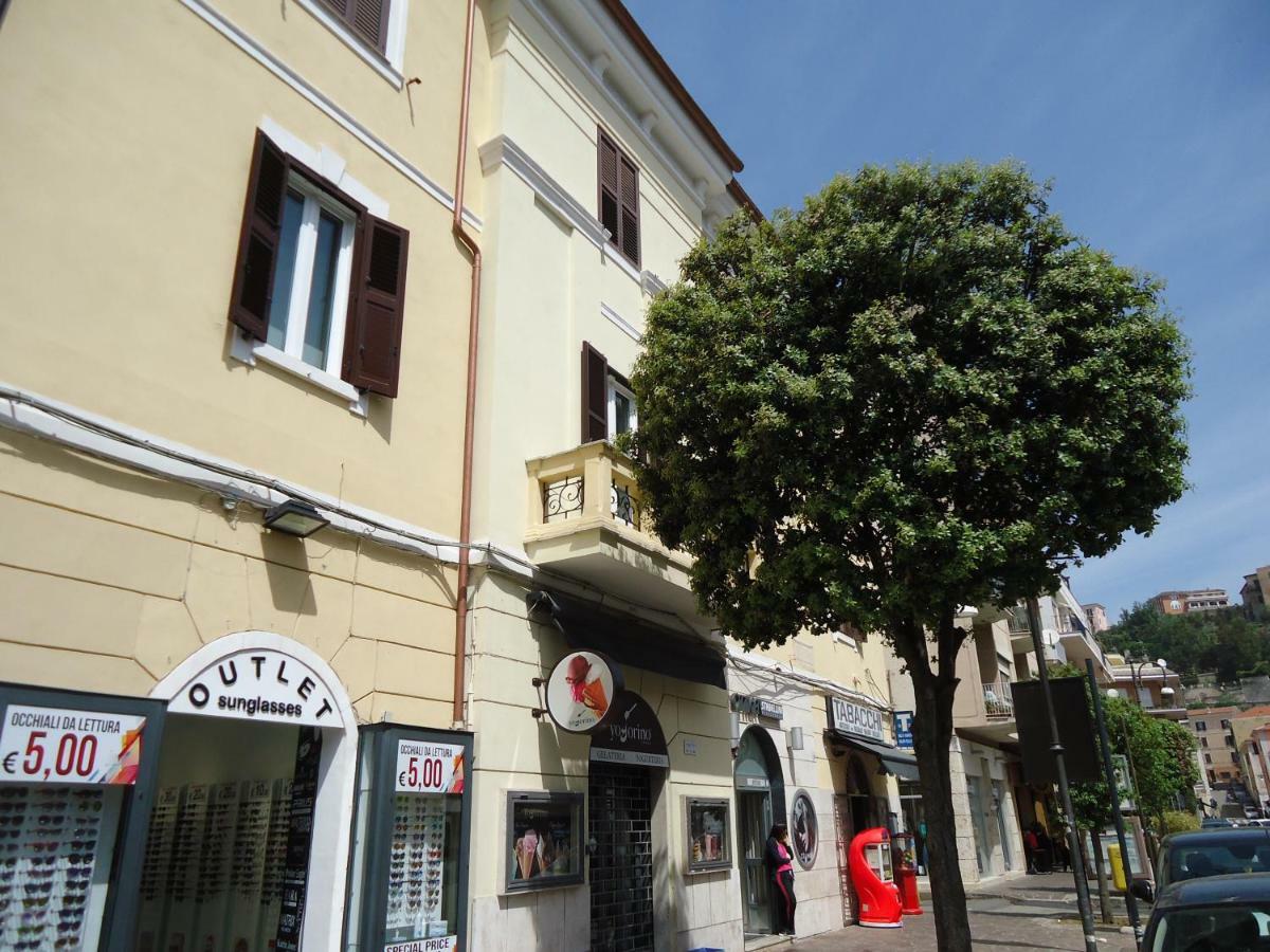 Vittoria Home 44 Terracina Exterior photo